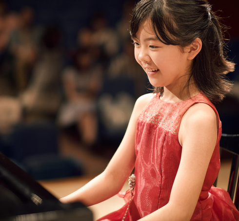 人前で演奏する